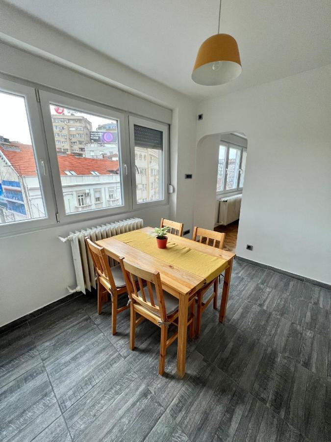 Comfortable Apartment In City Hub Белград Екстер'єр фото